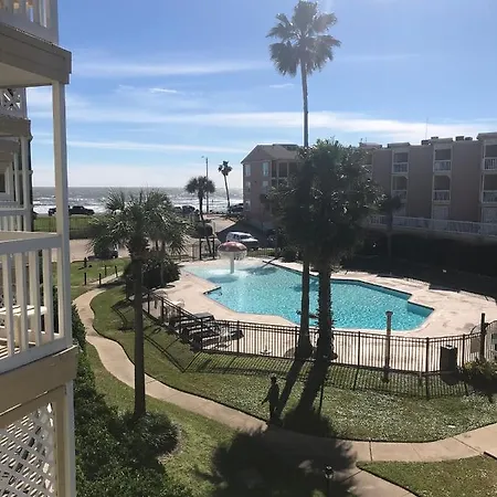 Sunny Daze Beachfront Condo
